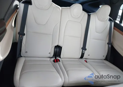 2020 Tesla Model X Long Range Dual Motor All-Wheel Drive/Long Range Plus Dual Motor All-Wheel Drive z USA, uszkodzony, nr VIN 5YJXCDE22LF248313